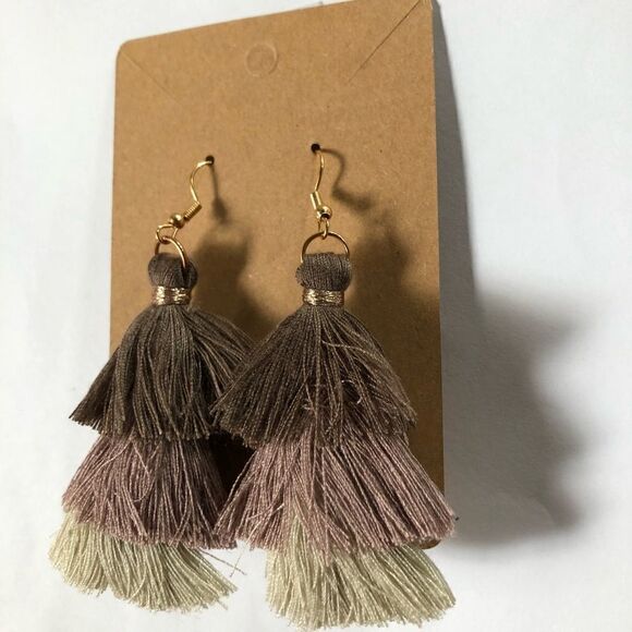 Ethnic Boho Tiered Tasseled Earrings (A)113 - Picture 3 of 6